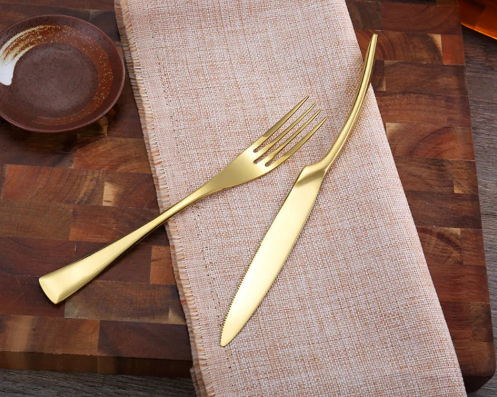 The Monarch Flatware Set