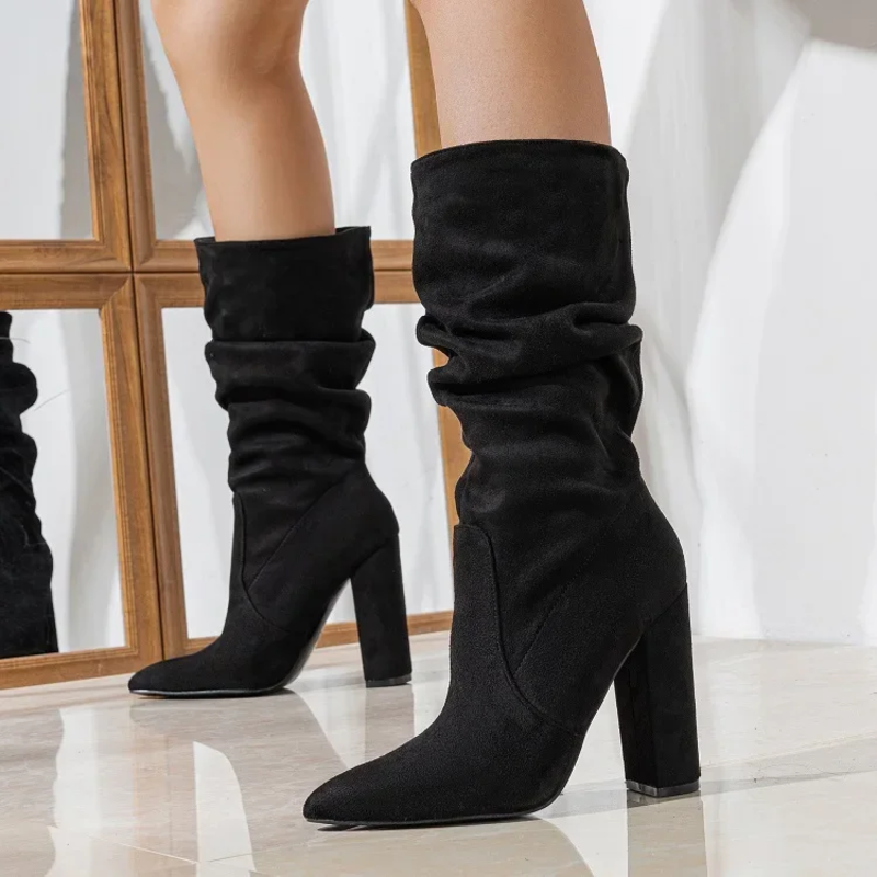 Serena Slouchy Wildlederstiefel
