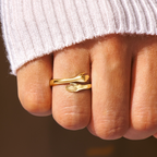 Hug Ring